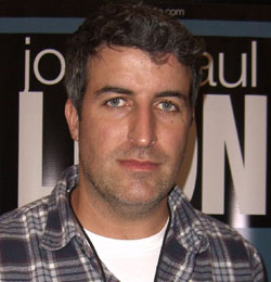 John Paul Leon � la New York Comic Con de Manhattan le 9 Octobre 2010 - photo de Luigi Novi sur Wikipedia (extrait)