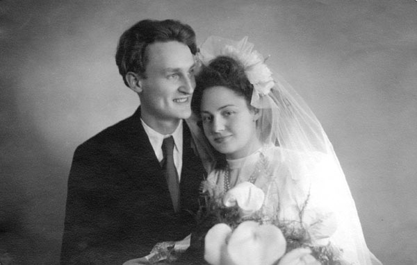 Andr Sinave jeune mari et diteur ambitieux